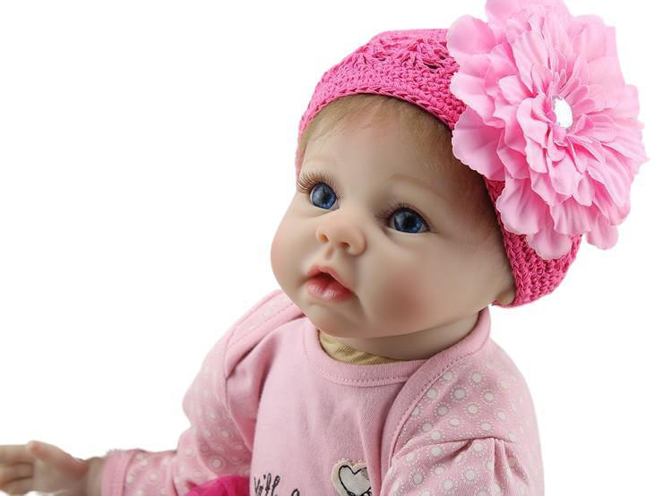 Boneca Bebê Reborn Menina Vinil Corpo em Tecido com Acessórios - Lorben